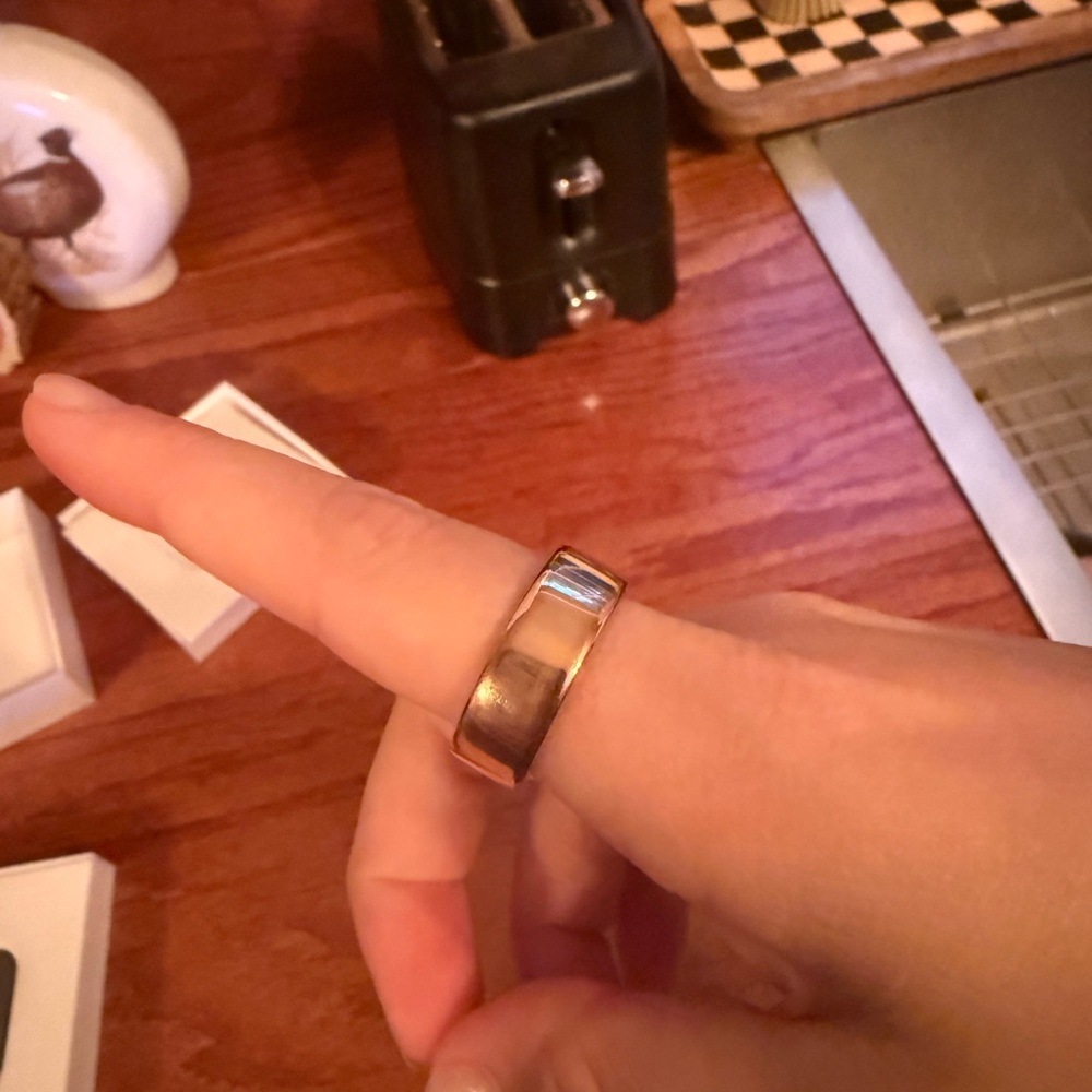 Rose Gold Oura Ring generation 4